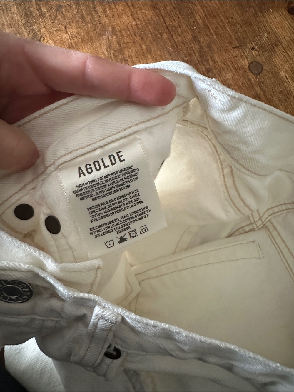 White Agolde Aritzia Denim Shorts - Picture 7 of 7